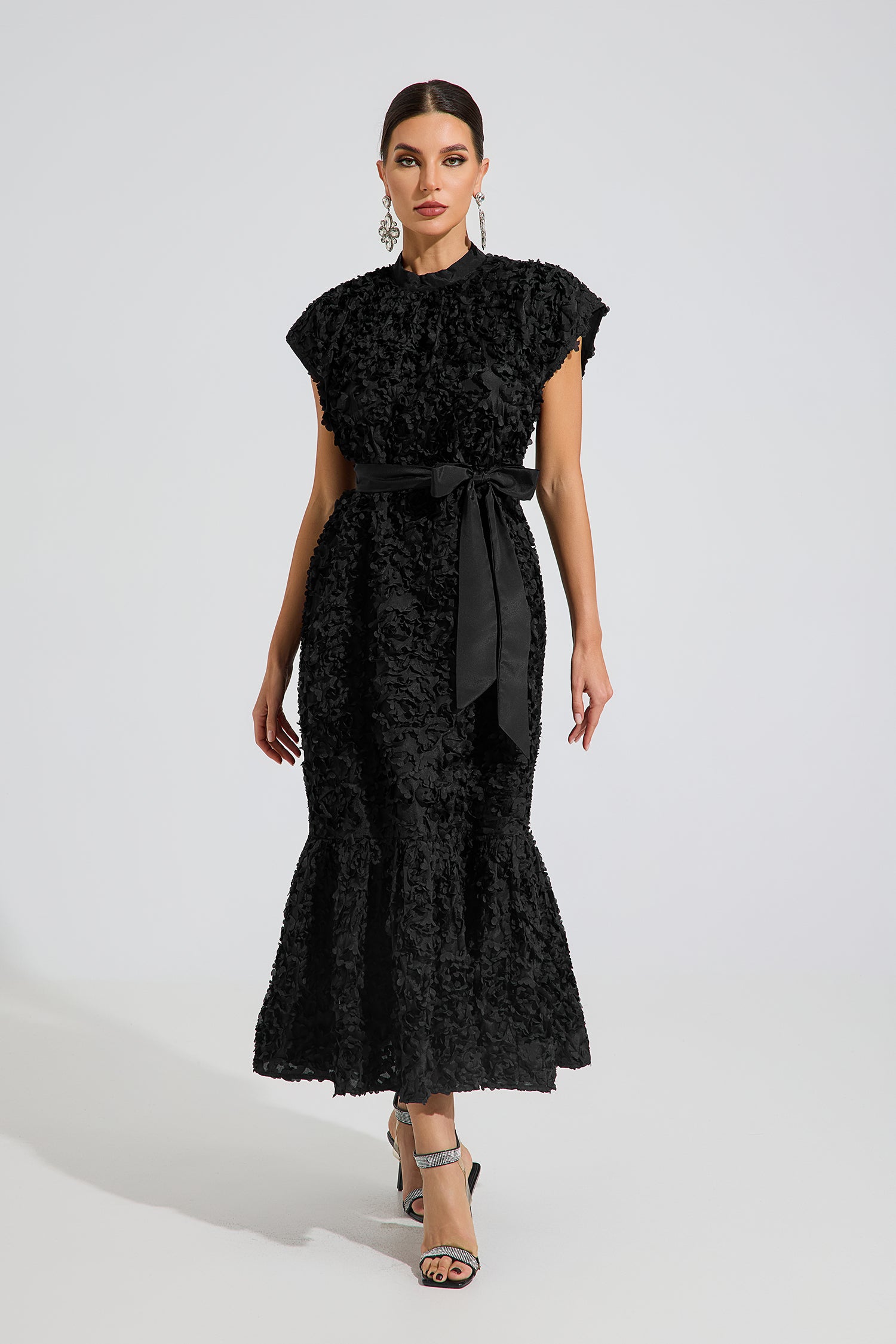 Elivelle Black Textured Bloom Midi Dress