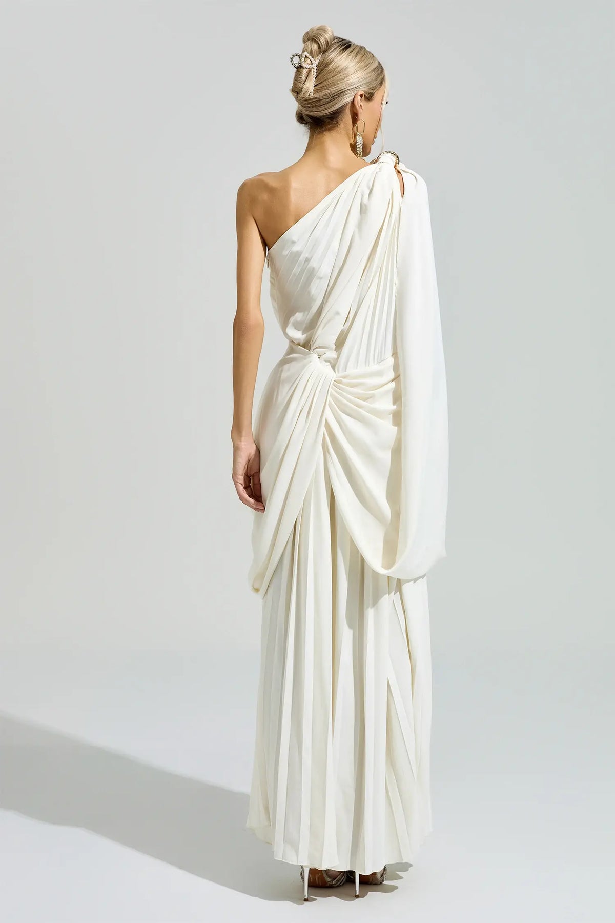 Selena White Sleeveless Maxi Dress