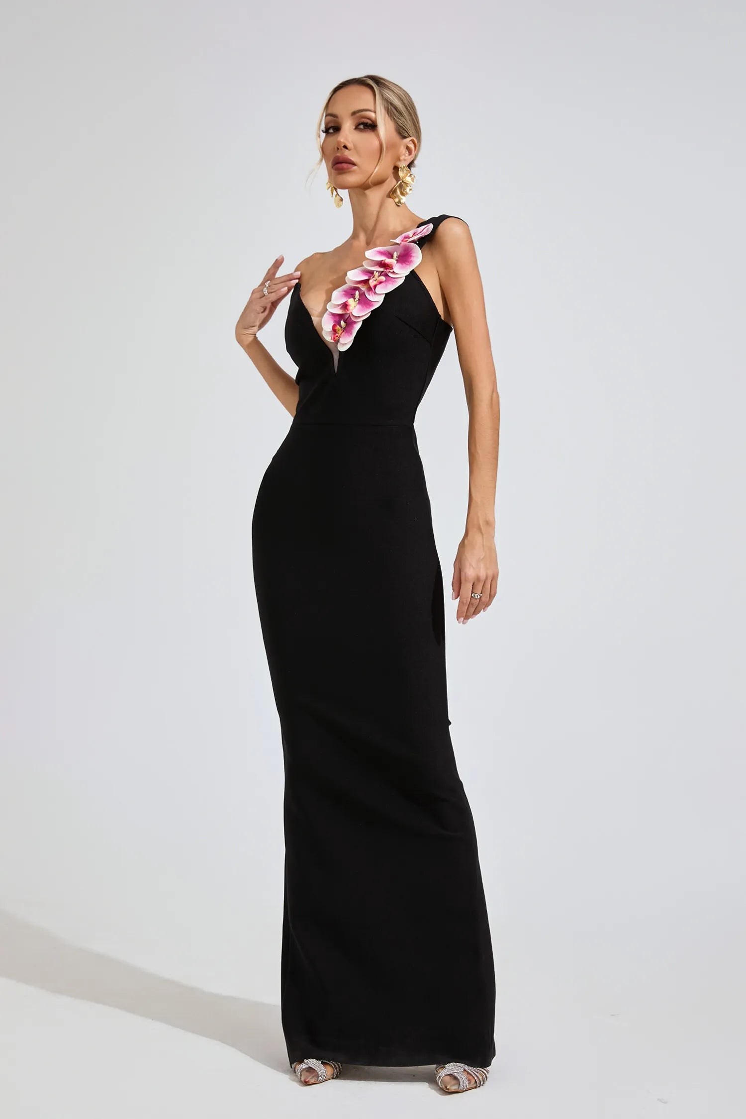 Maple Black Shoulder Bandage Maxi Dress