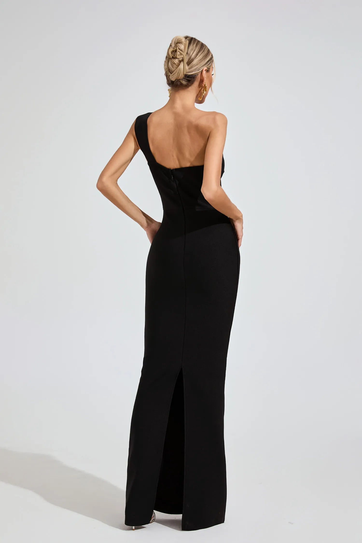 Maple Black Shoulder Bandage Maxi Dress