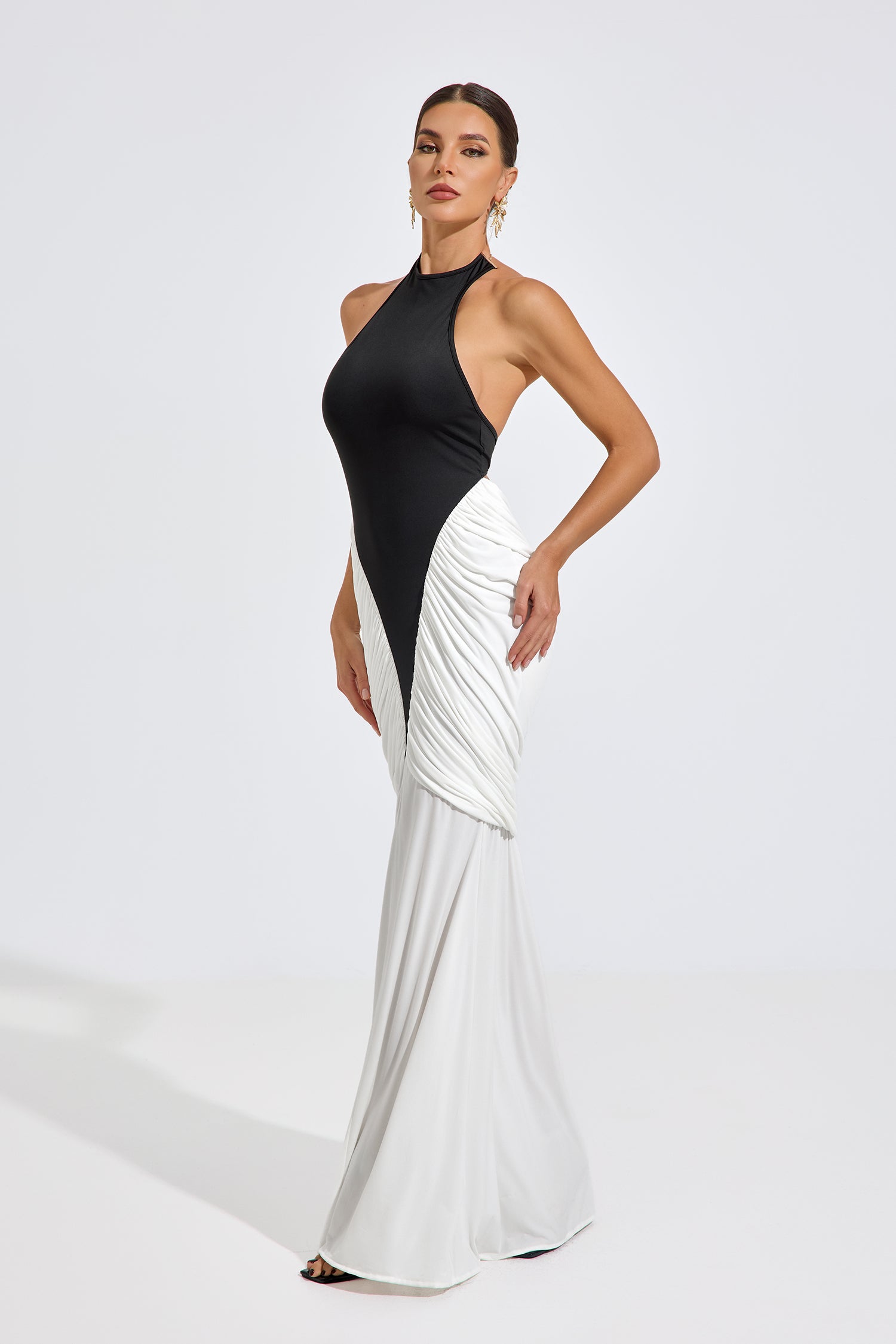 Zeal Contrast Elegance Maxi Dress