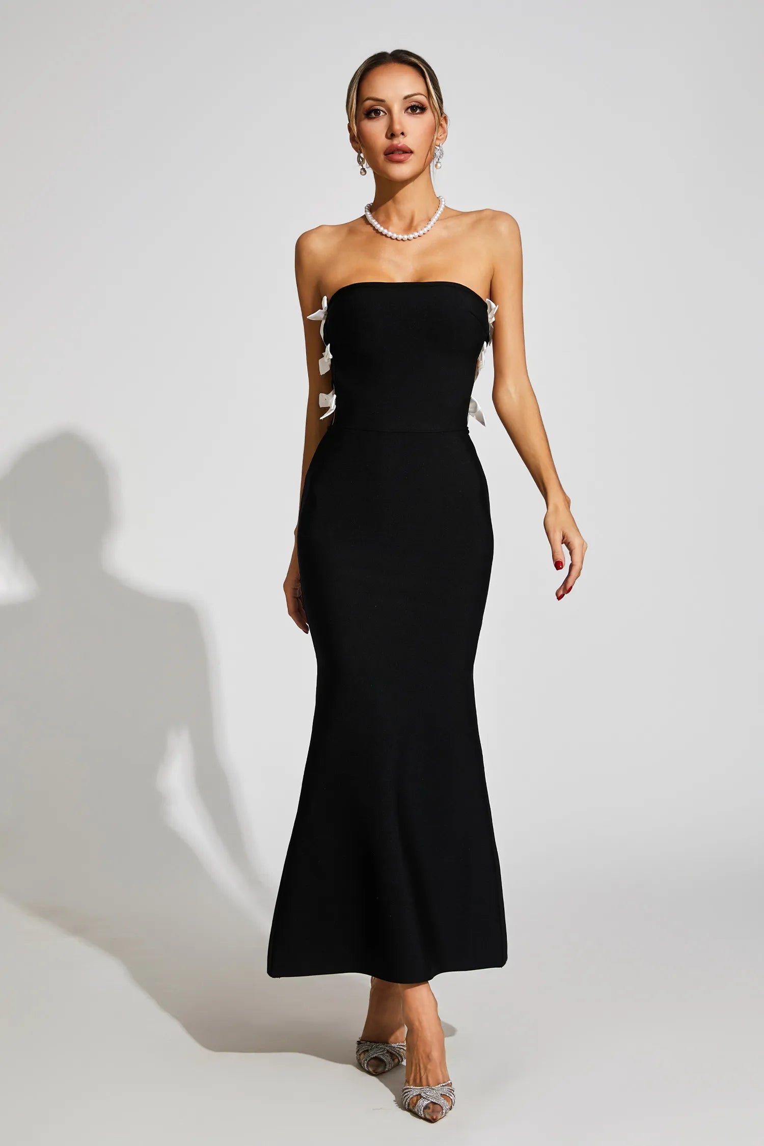 black and white striped dress vintage ZAPAKASA Women A Line Black Bridesmaid Dress with Bow Spaghetti Straps Black  Pleated Sweetheart Long Wedding Guest Dress