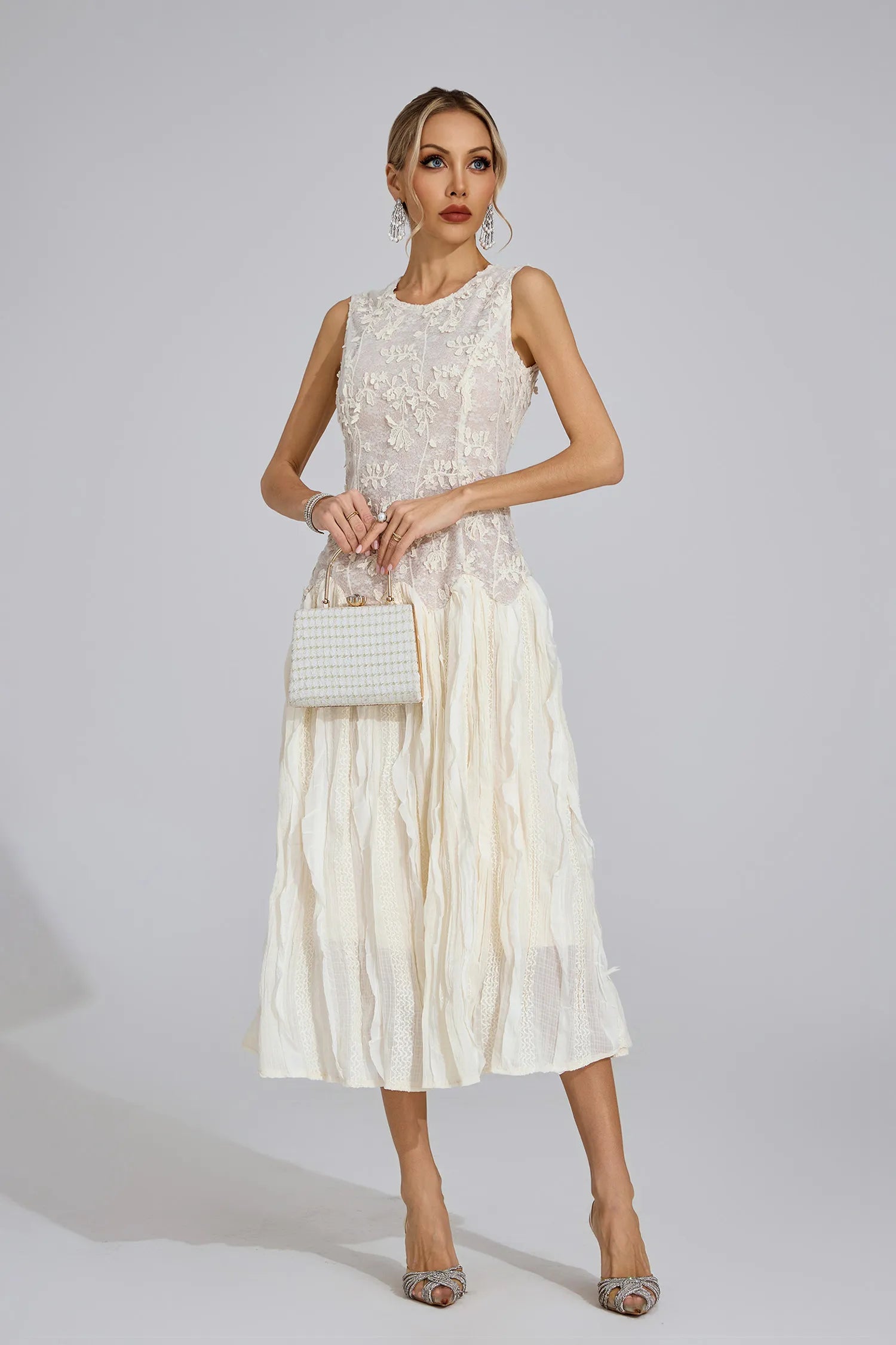 Lunoria Ivory White Patterned Maxi Dress
