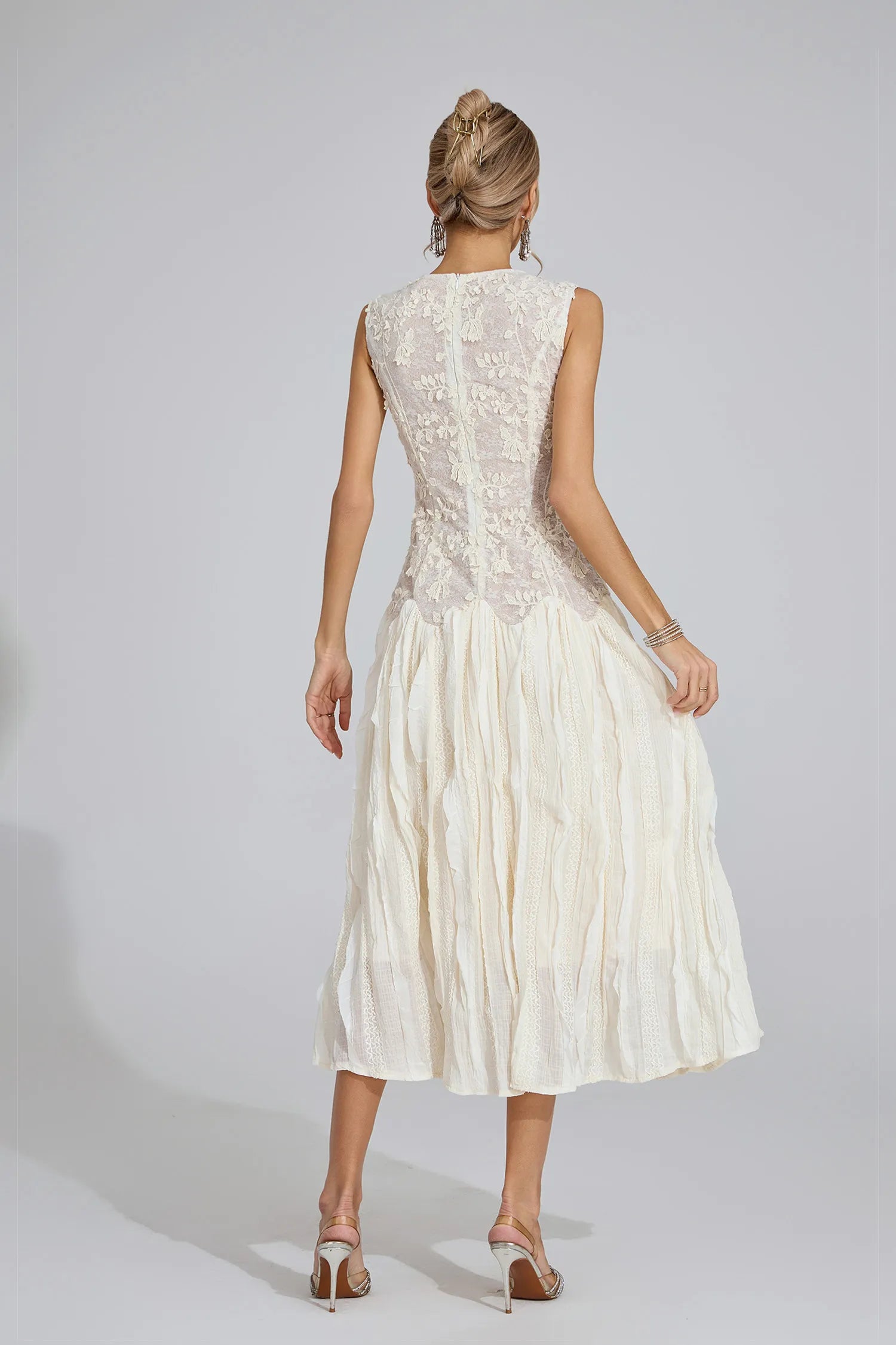 Lunoria Ivory White Patterned Maxi Dress