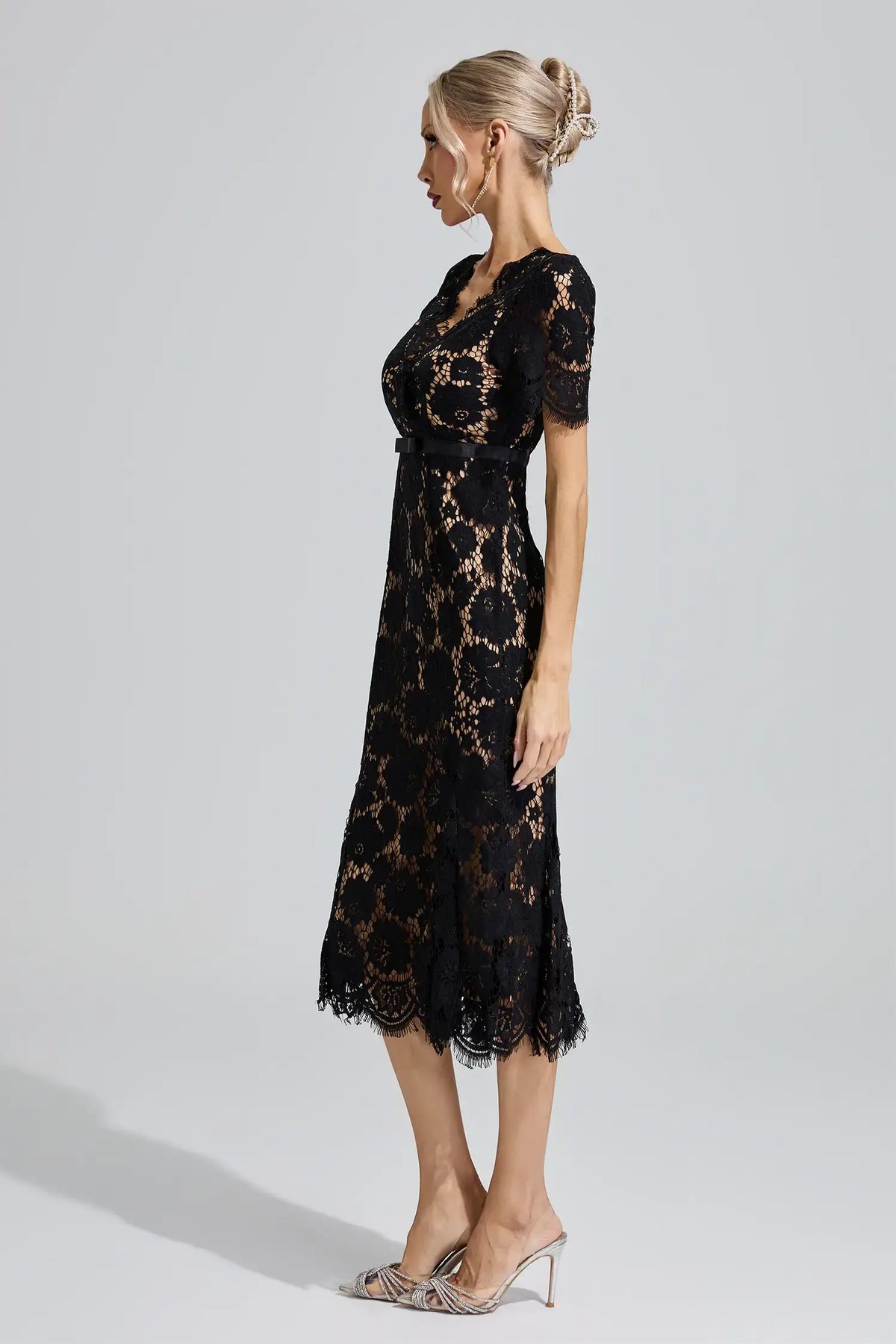 Ismeria Black Lace Fishtail Maxi Dress