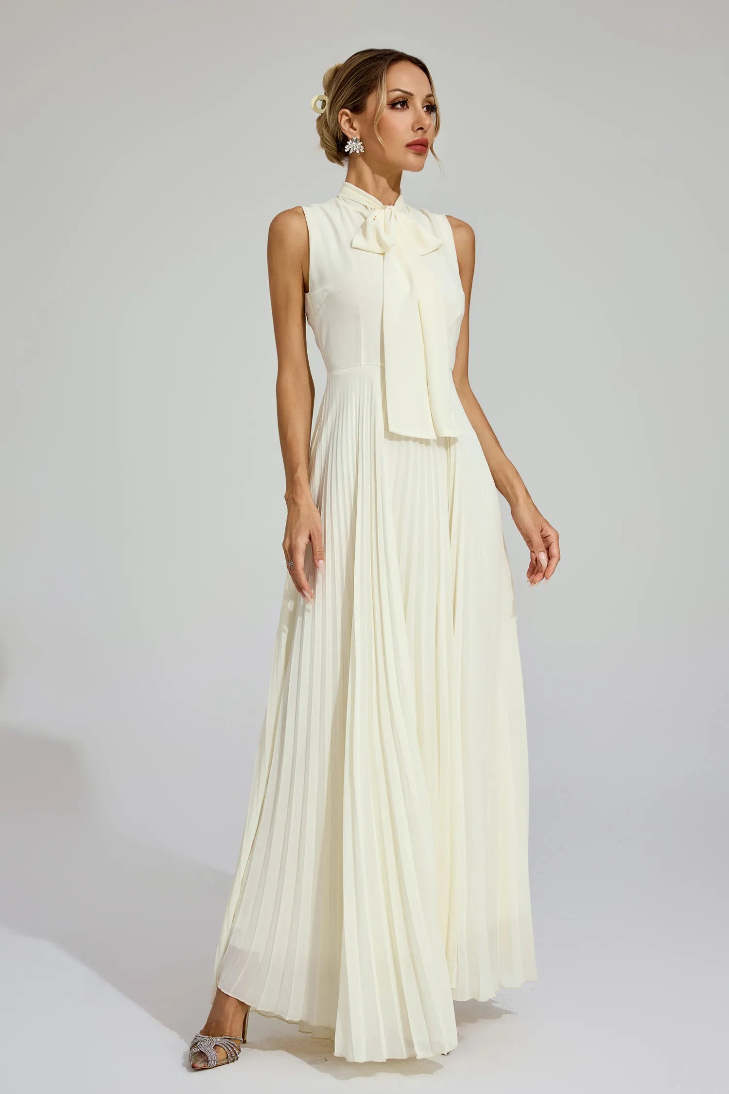Vérène Embellished Pleated Gown Set