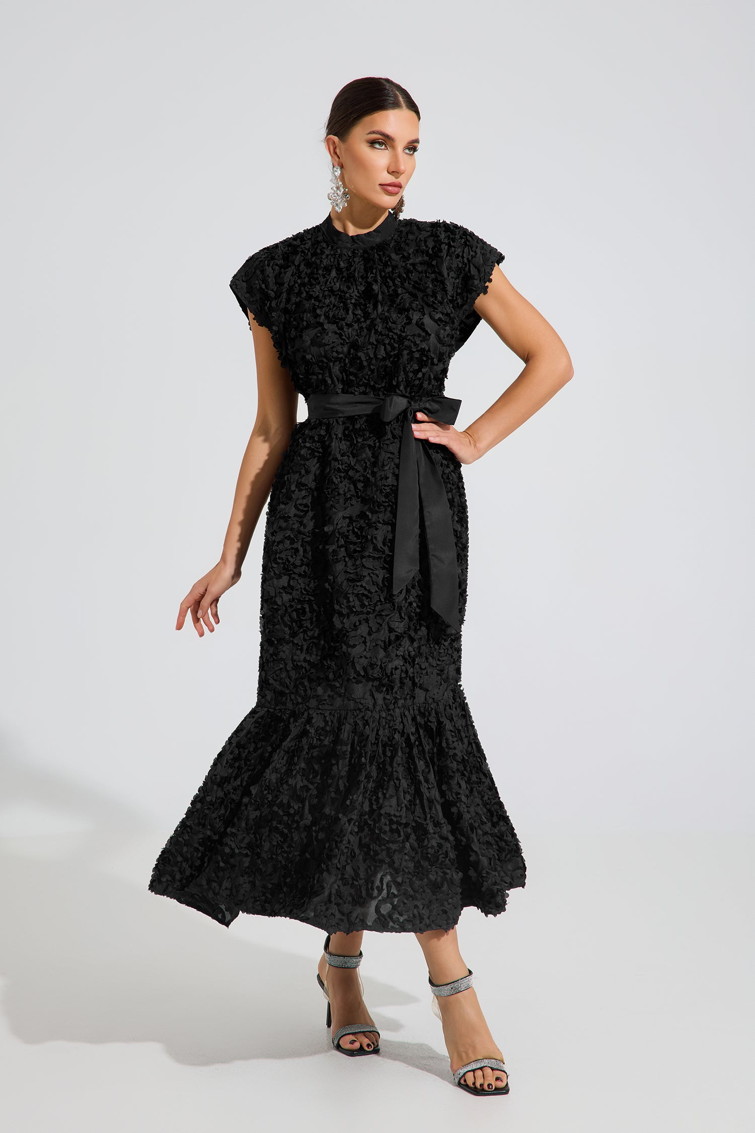Elivelle Black Textured Bloom Midi Dress