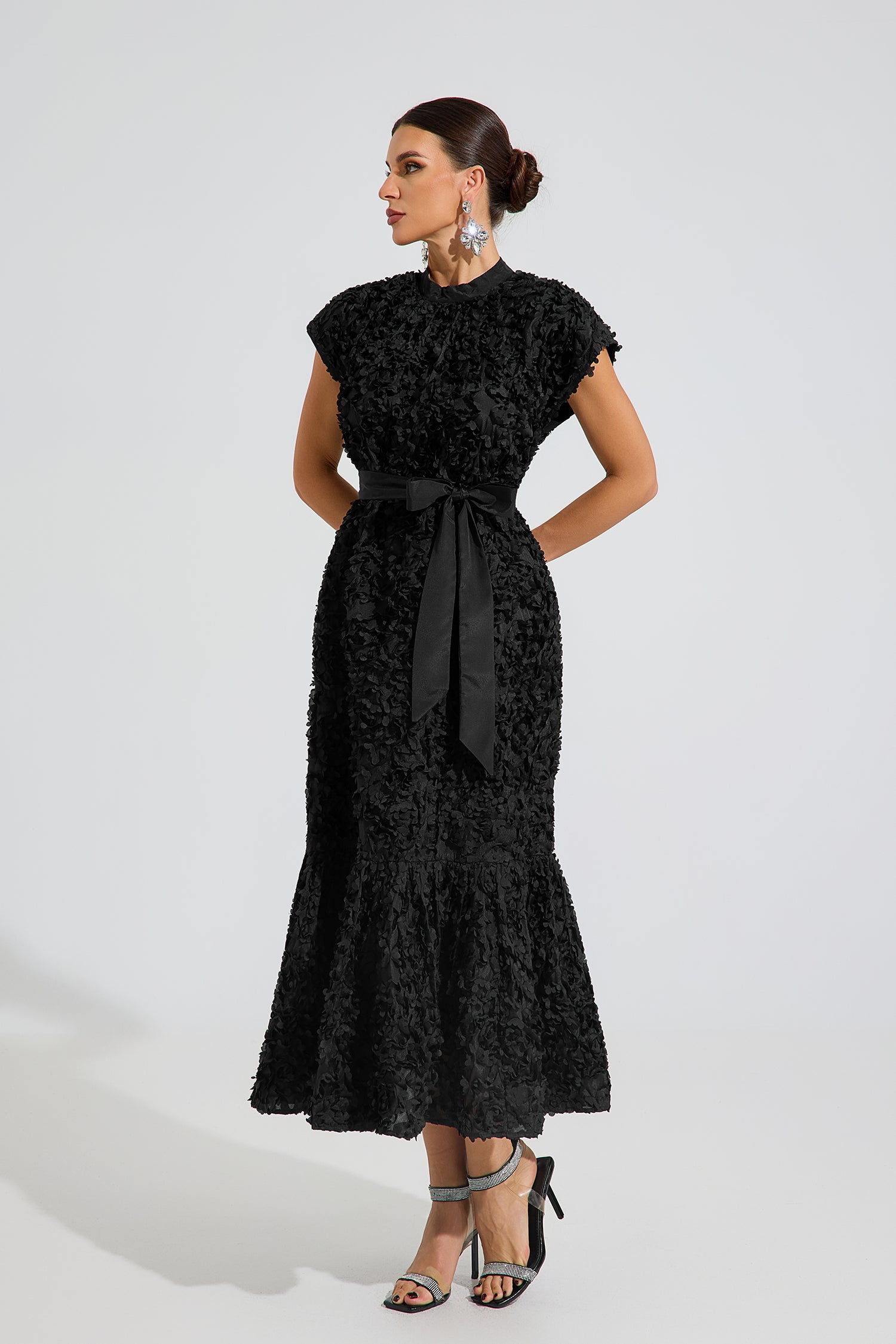 Elivelle Black Textured Bloom Midi Dress