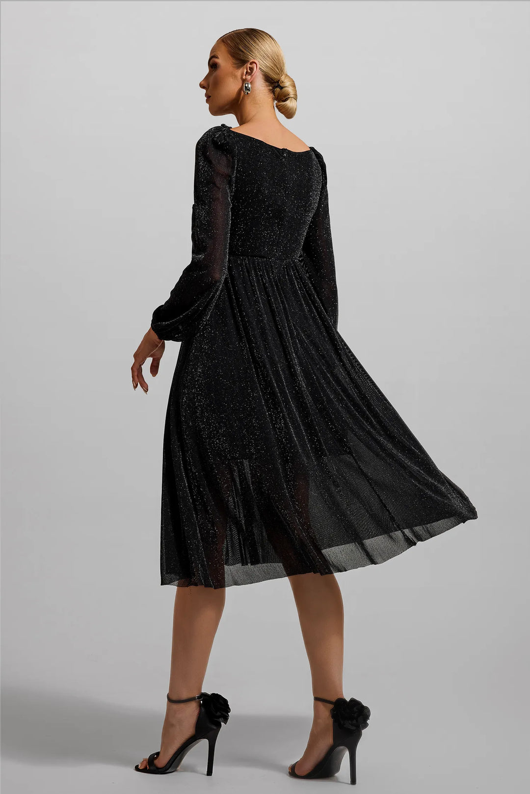 Knotted Ruched Lantern Sleeve Midi Dress