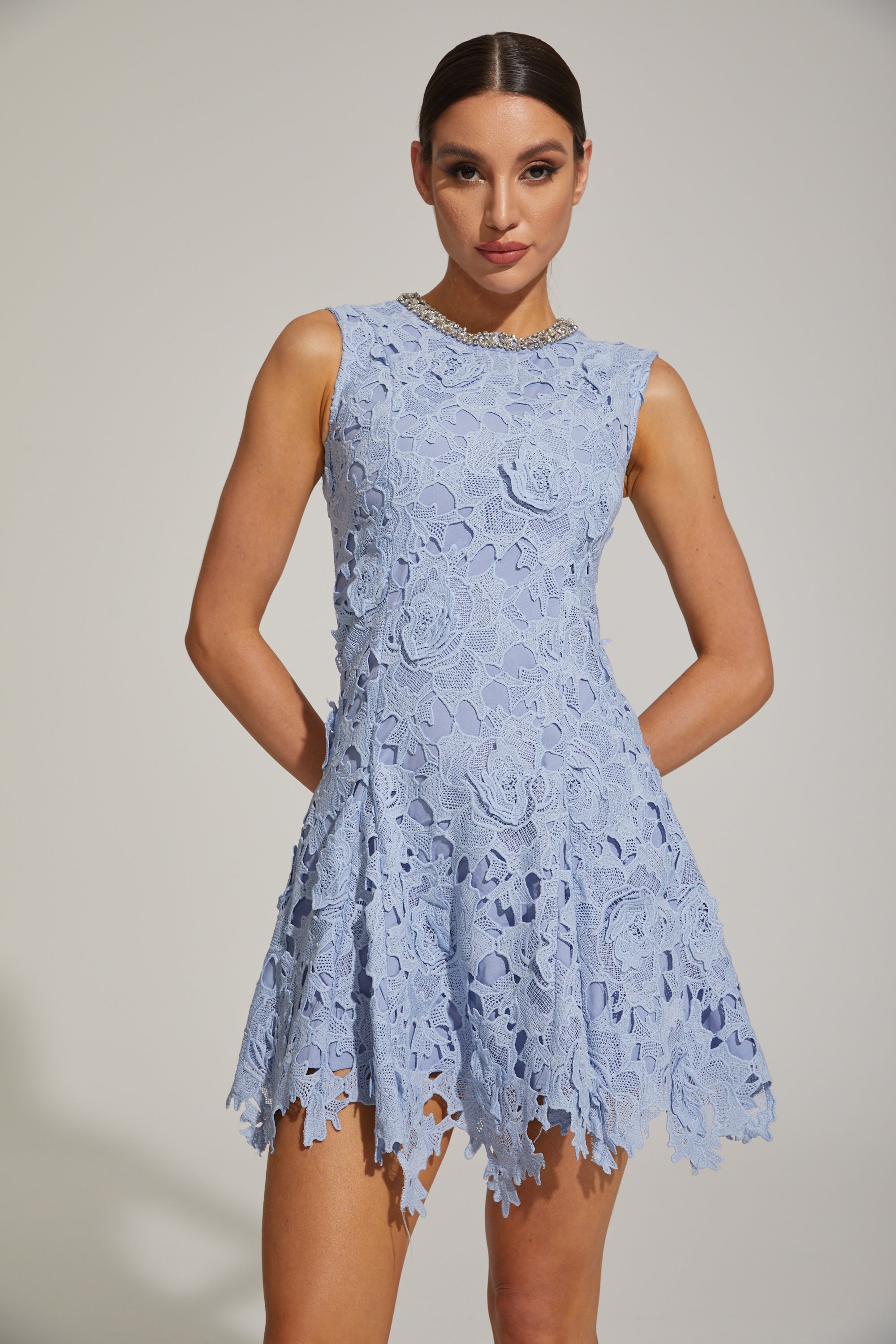 Ophélia Blue Lace Sleeveless Mini Dress