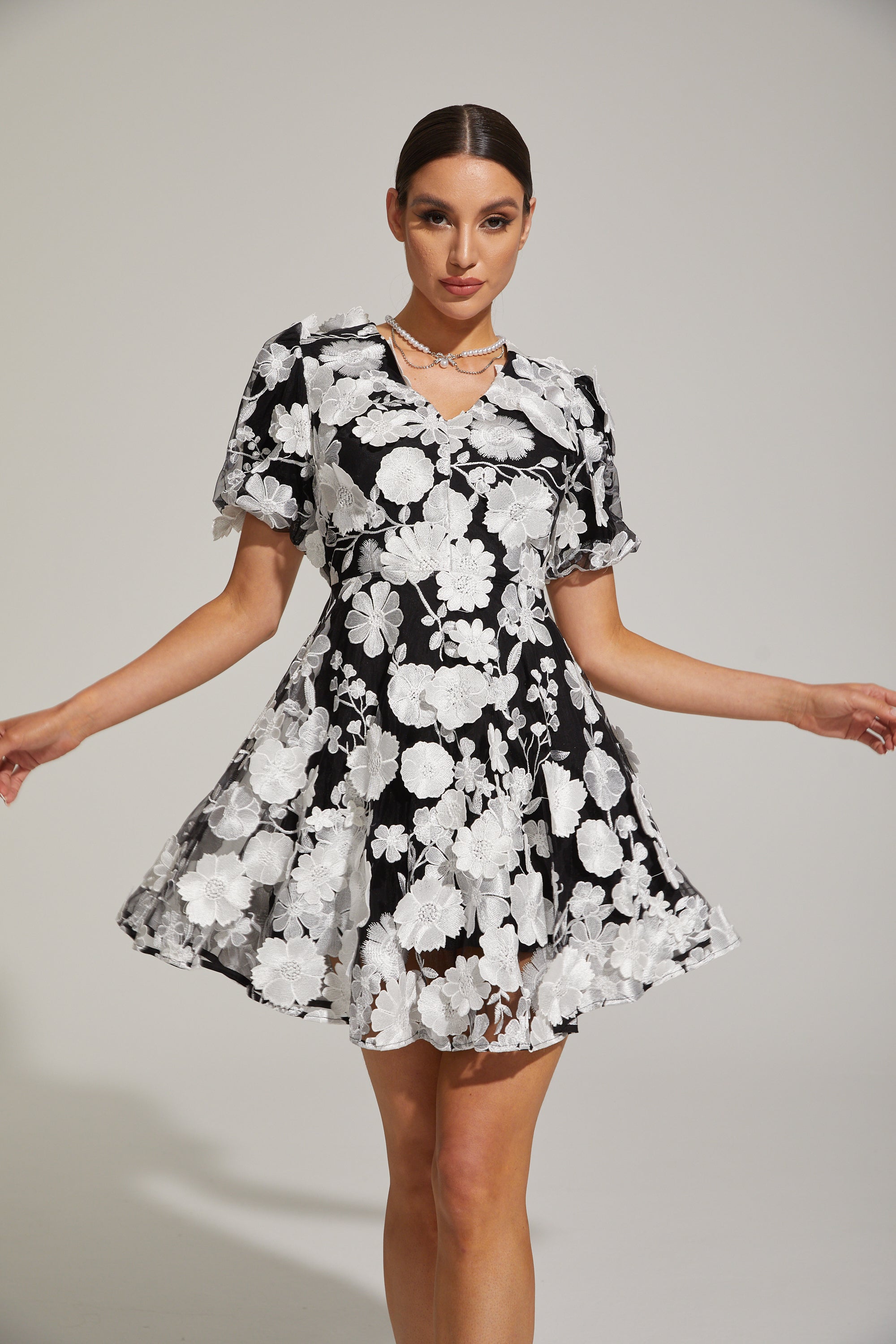 Johanna Bloom Puff - Sleeve Mini Dress