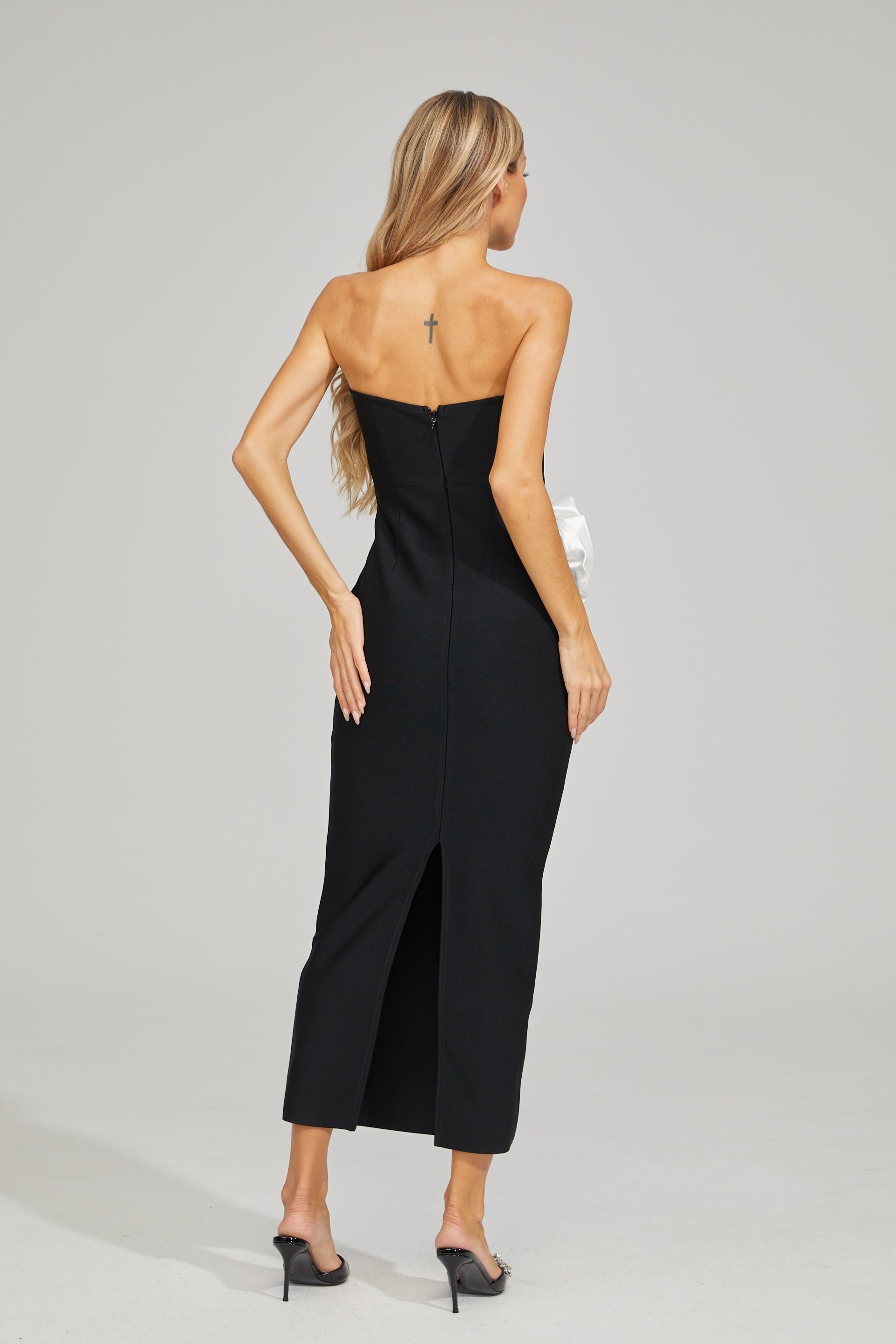 Ginevra Rose Elegance Midi Dress