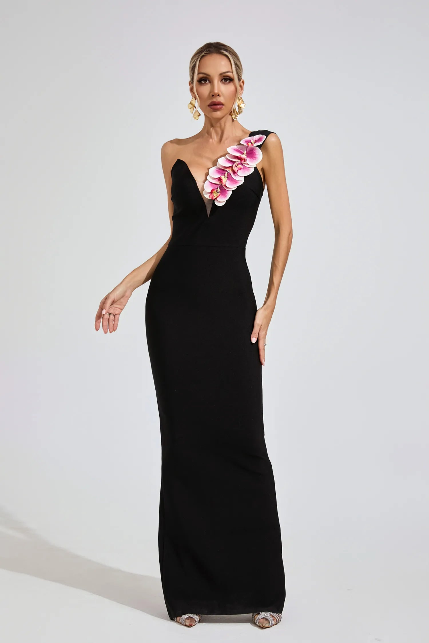 Maple Black Shoulder Bandage Maxi Dress