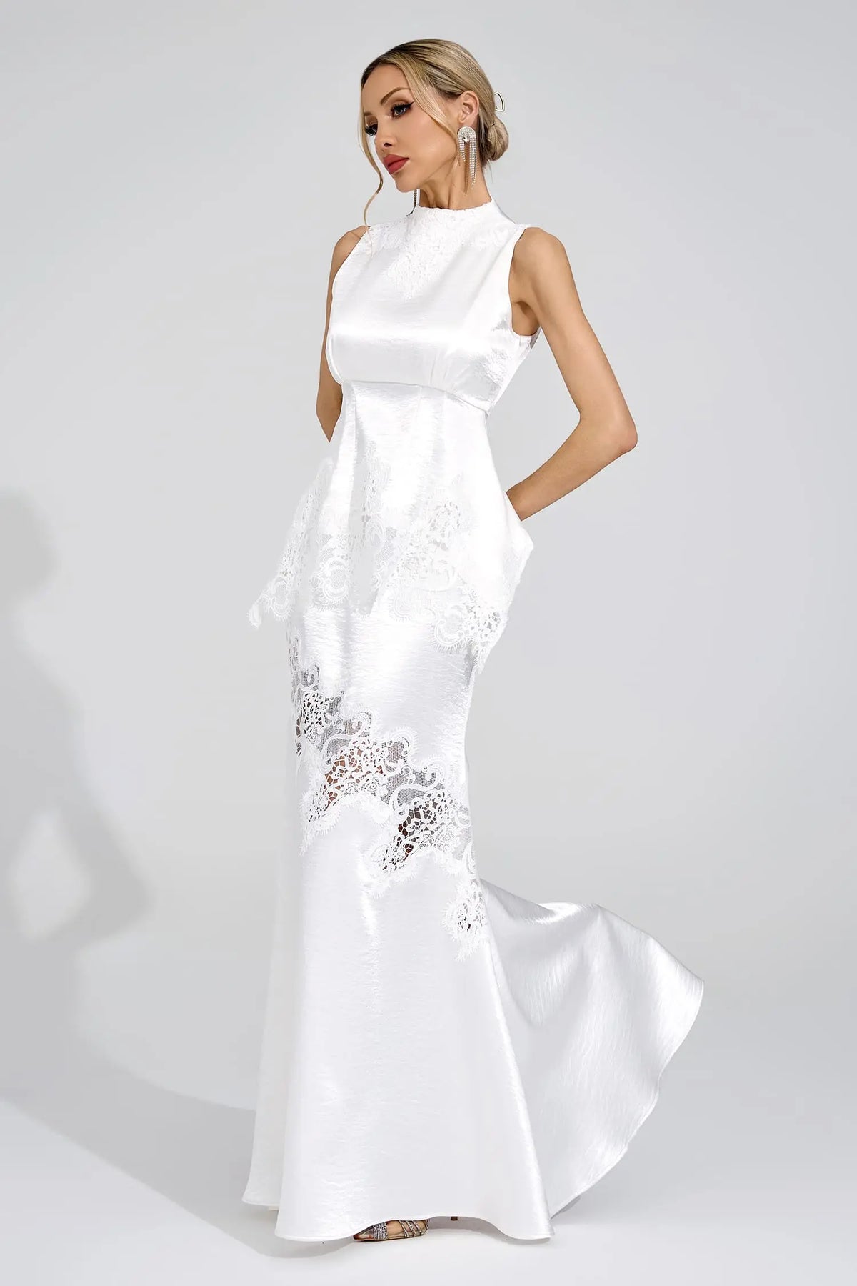 Meredith White Two-Piece Set