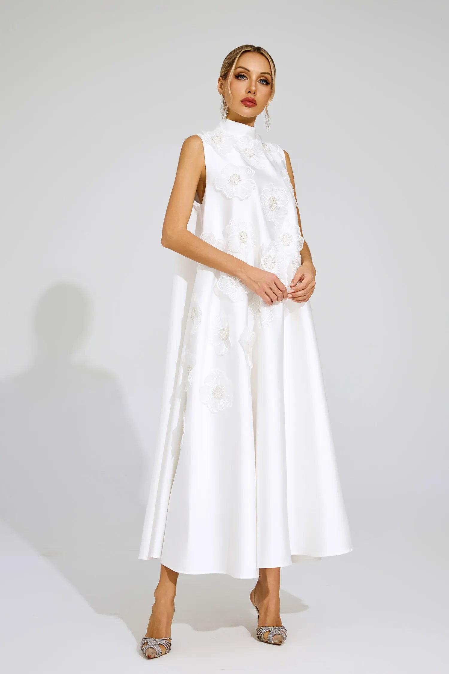 Liora White Flowers Sleeveless Maxi Dress