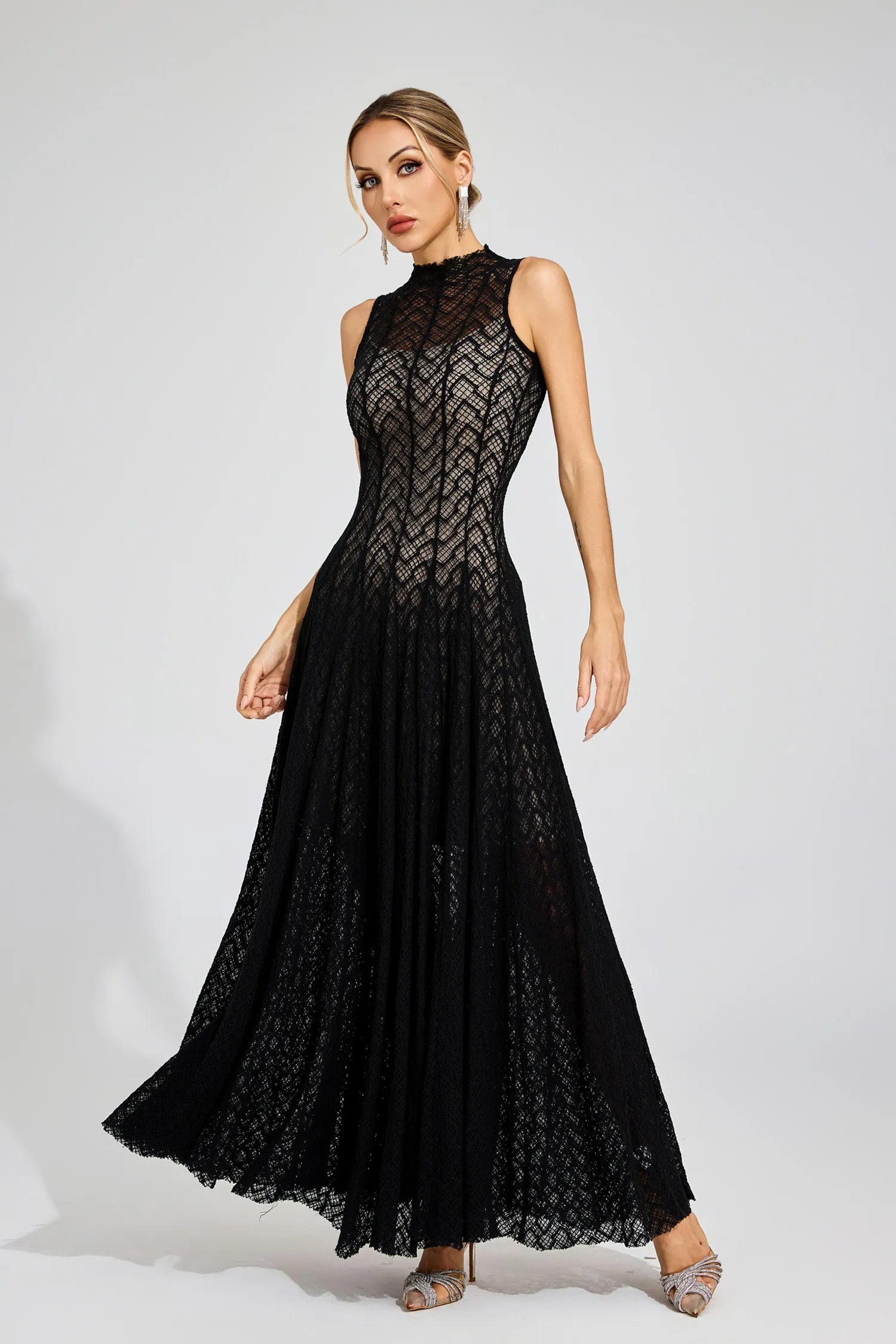 Linda Black Lace Sleeveless Maxi Dress