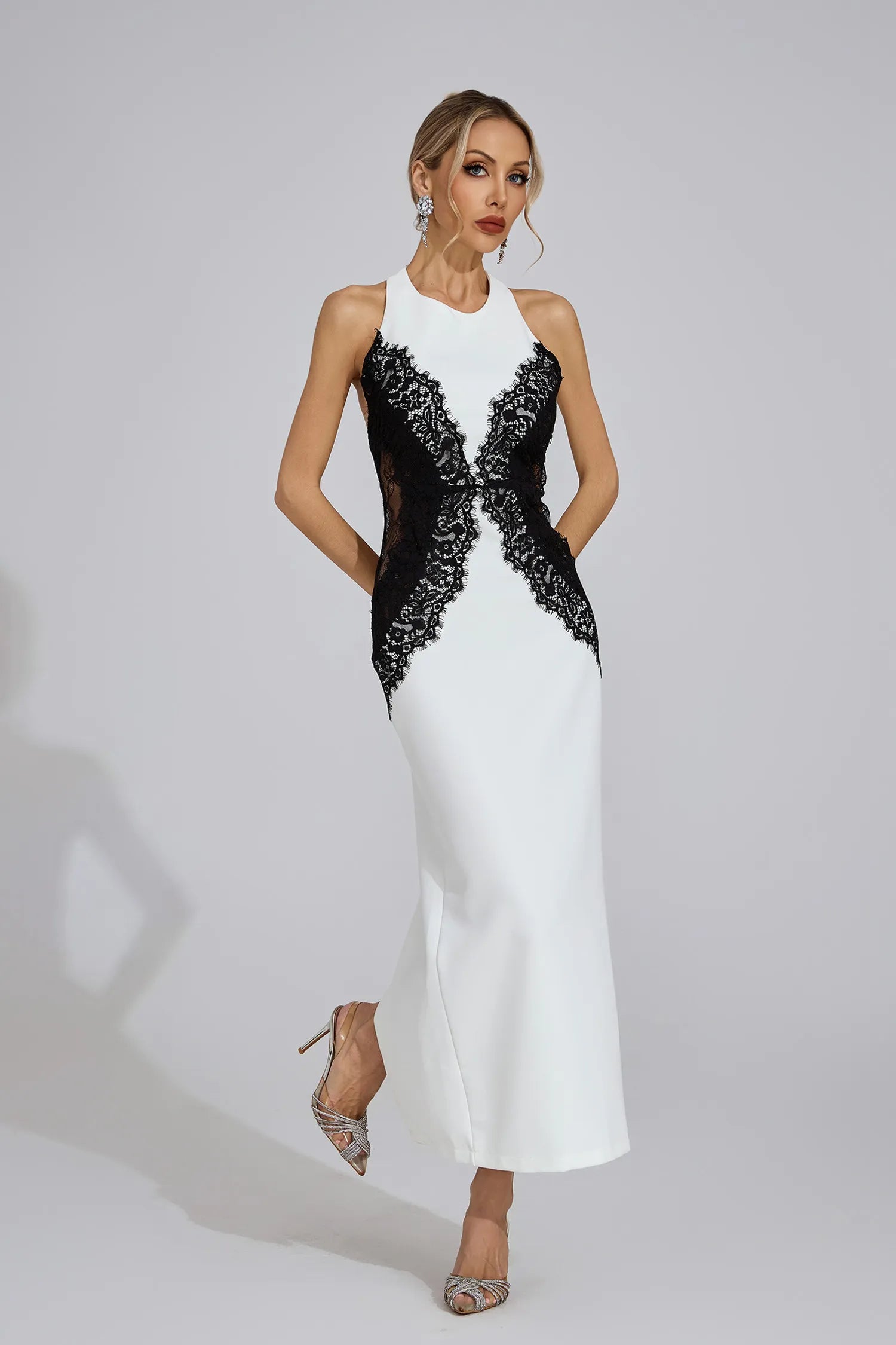 Arvessa White Halter Maxi Dress