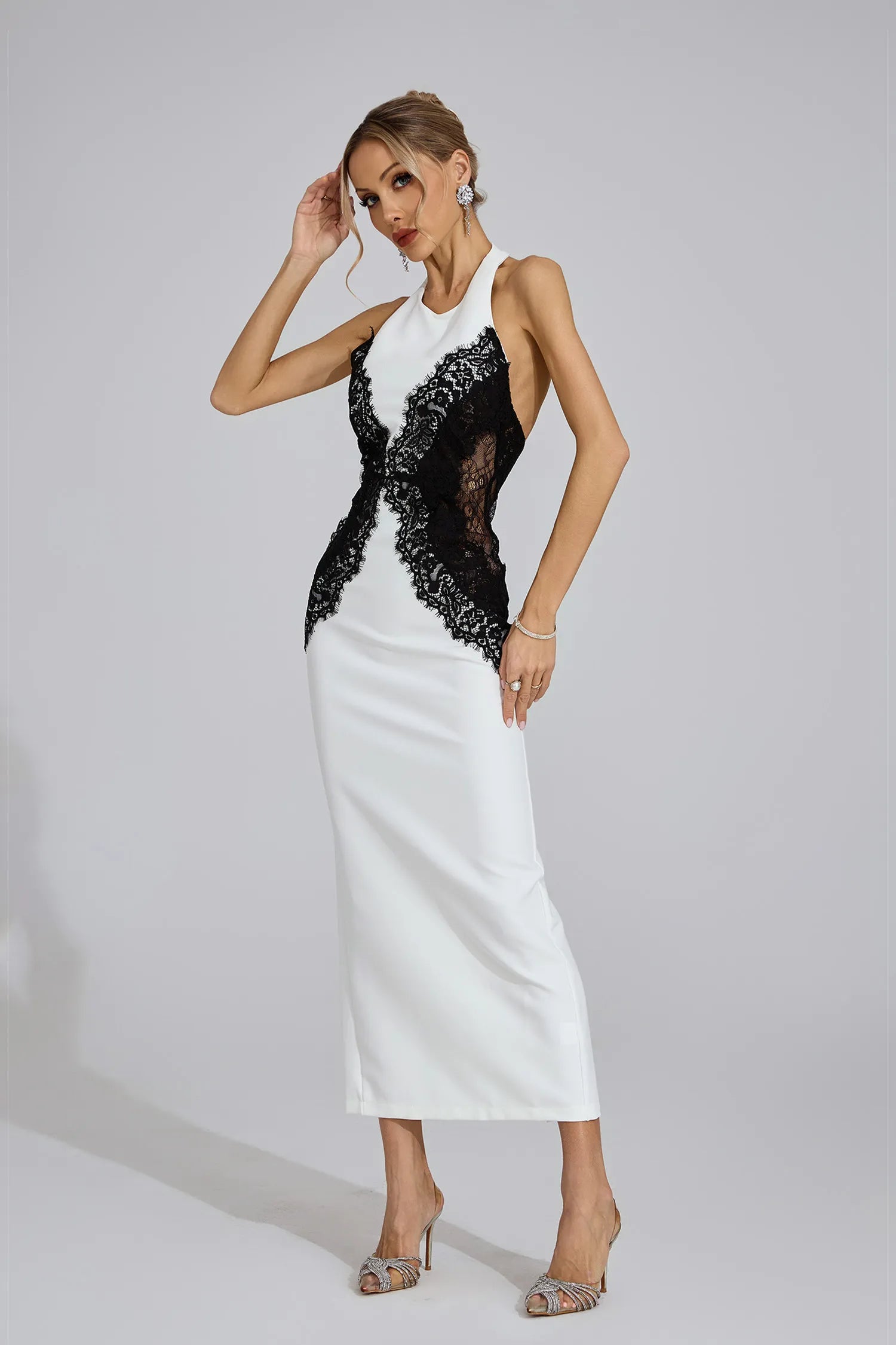 Arvessa White Halter Maxi Dress